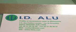 ALU brossé et alu poli miroir image