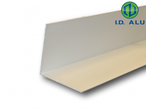 Ce1002as : cornière 100x100 anodisé cornière 100x100 anodisé