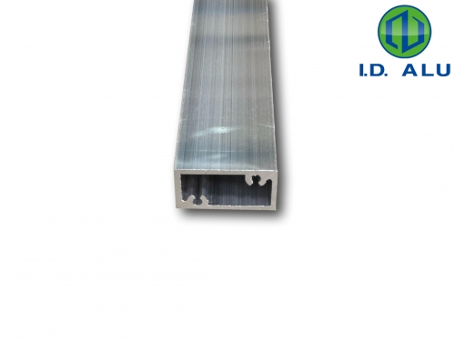 Lame brise-soleil rectangle 40x20 : Profil rectangle 40x20 brut Profil rectangle 40x20 brut