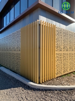 brise soleil rectangle 100x50 centre commercial  - réalisé par Anthéa 83 9