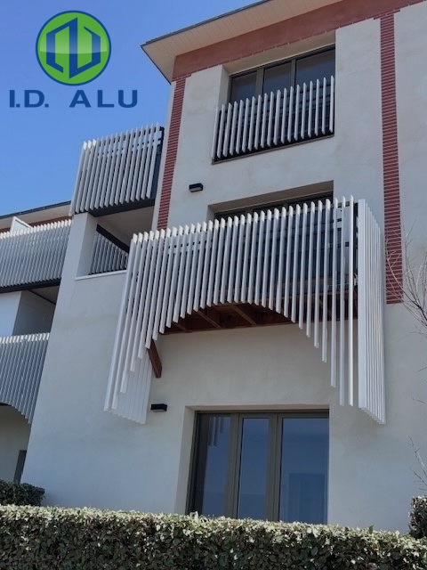 pose brise soleil rectangle 80x20 par lots
